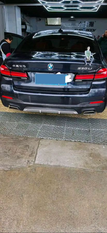 2023 BMW 5 Series 2.0T 245HP L4 8AT,autocango,china used car exporter,china ev exporter,chinese used car exporter,chinese used ev exporter