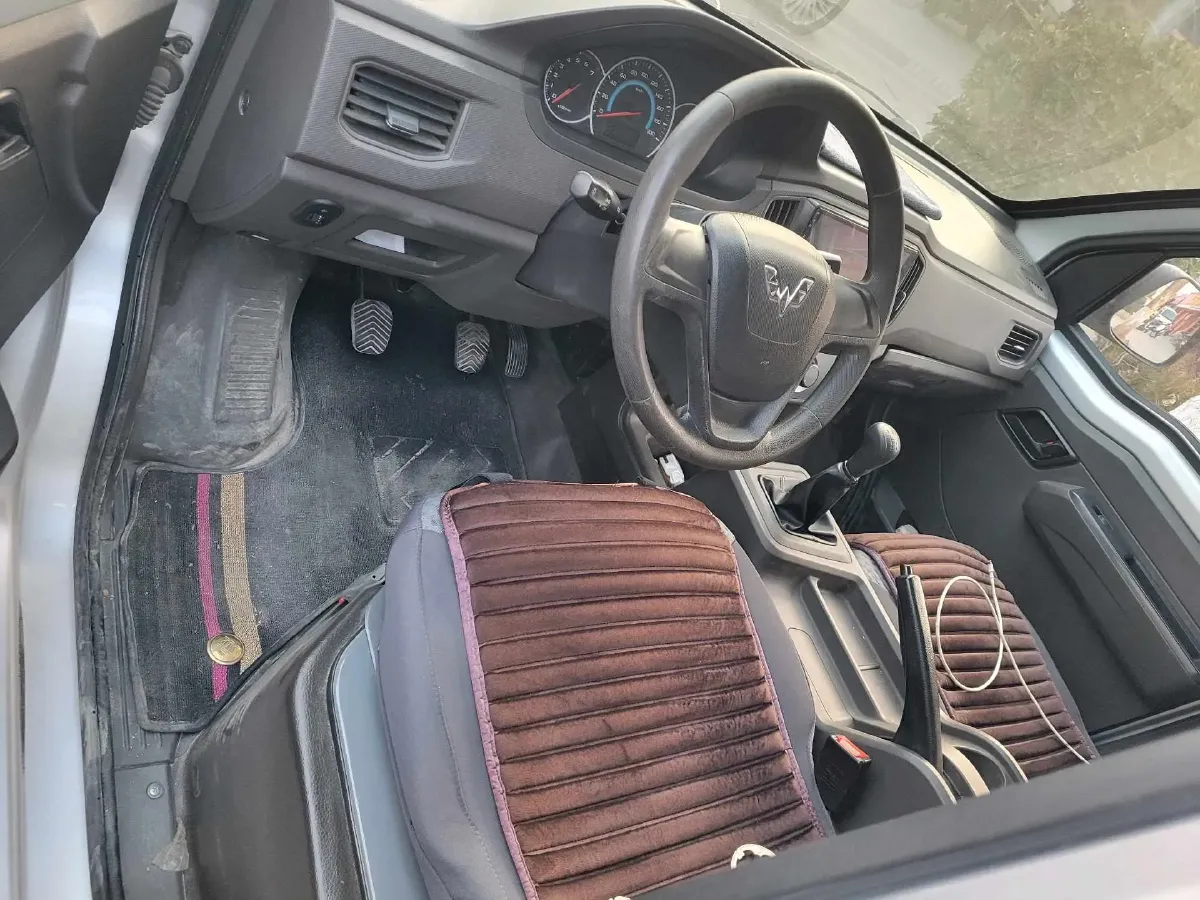 2021 NLM Motor QiTeng N30 1.25L 91HP L4 5MT,autocango,china used car exporter,china ev exporter,chinese used car exporter,chinese used ev exporter