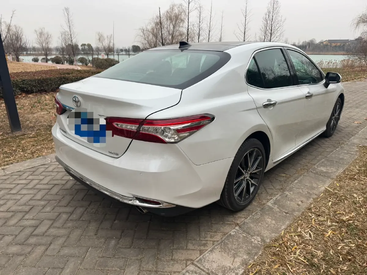 2023 Toyota Camry 2.5L 207HP L4 8AT,autocango,china used car exporter,china ev exporter,chinese used car exporter,chinese used ev exporter