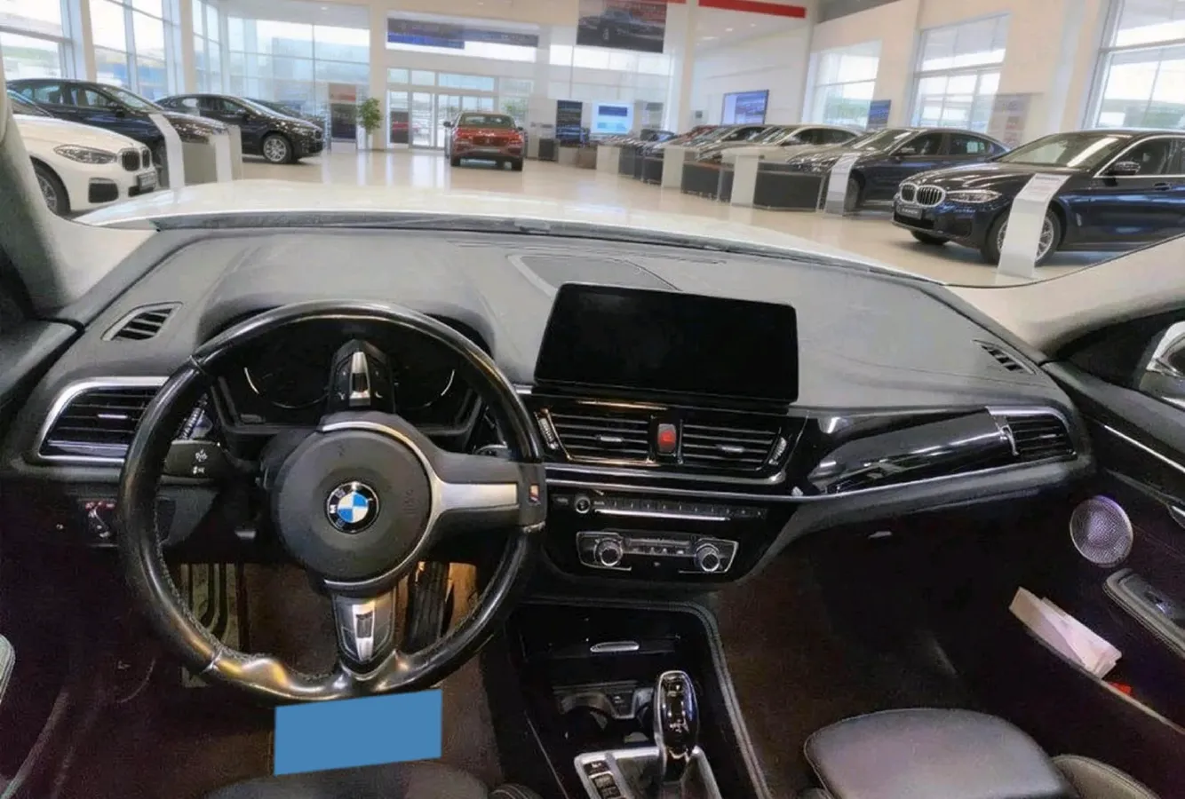2021 BMW 1 Series 2.0T 192HP L4 7DCT,autocango,china used car exporter,china ev exporter,chinese used car exporter,chinese used ev exporter