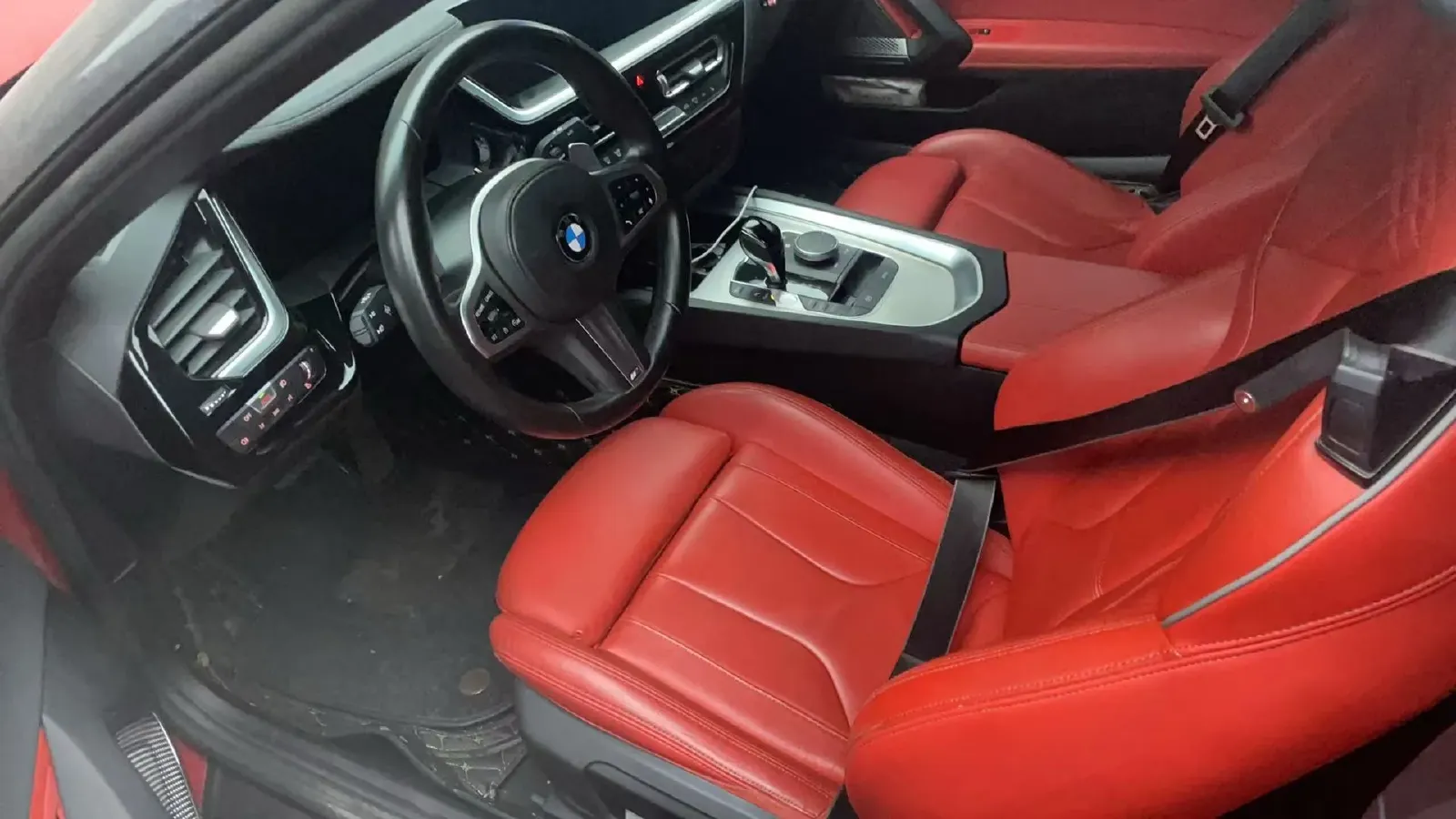 2022 BMW Z4 2.0T 197HP L4 8AT,autocango,china used car exporter,china ev exporter,chinese used car exporter,chinese used ev exporter