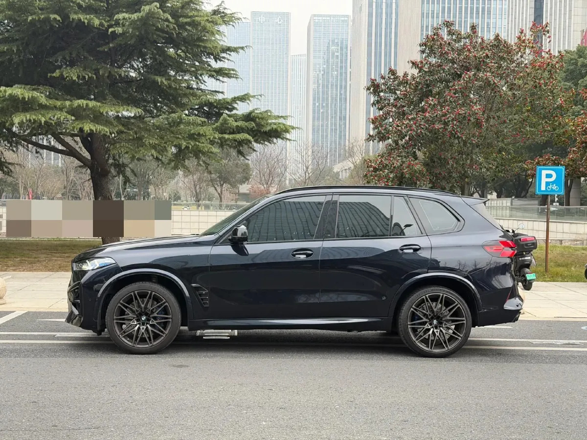 2023 BMW X5 M 4.4T 625HP V8 8AT,autocango,china used car exporter,china ev exporter,chinese used car exporter,chinese used ev exporter