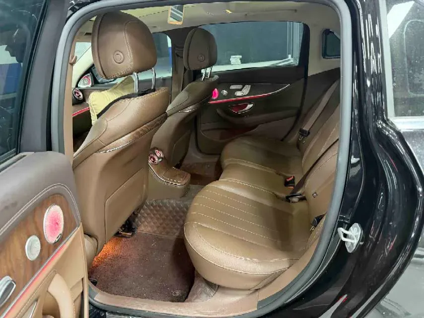 2023 Mercedes-Benz E Class 2.0T 258HP L4 9AT,autocango,china used car exporter,china ev exporter,chinese used car exporter,chinese used ev exporter