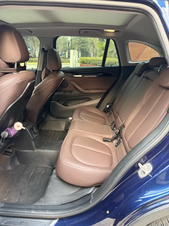 2020 BMW X1 2.0T 192HP L4 7DCT,autocango,china used car exporter,china ev exporter,chinese used car exporter,chinese used ev exporter