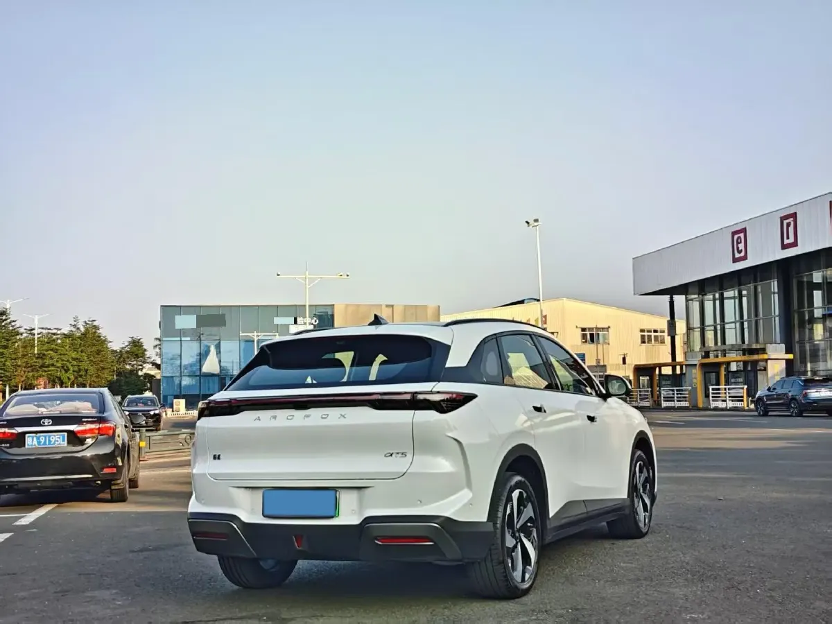 2026 ARCFOX αT5 BEV,autocango,china used car exporter,china ev exporter,chinese used car exporter,chinese used ev exporter