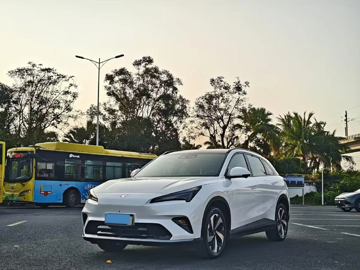 2026 ARCFOX αT5 BEV,autocango,china used car exporter,china ev exporter,chinese used car exporter,chinese used ev exporter