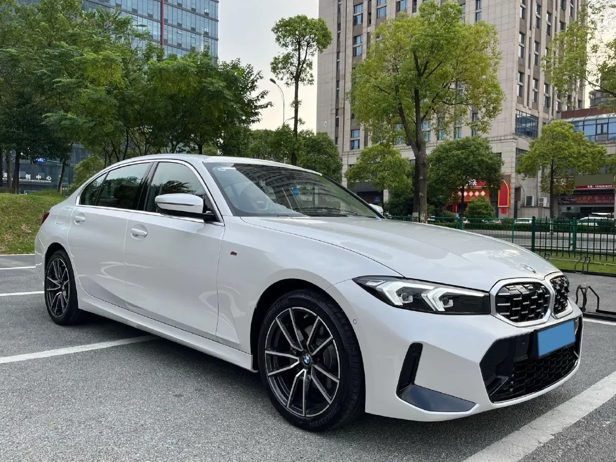 2024 BMW 3 Series 2.0T 184HP L4 8AT,autocango,china used car exporter,china ev exporter,chinese used car exporter,chinese used ev exporter