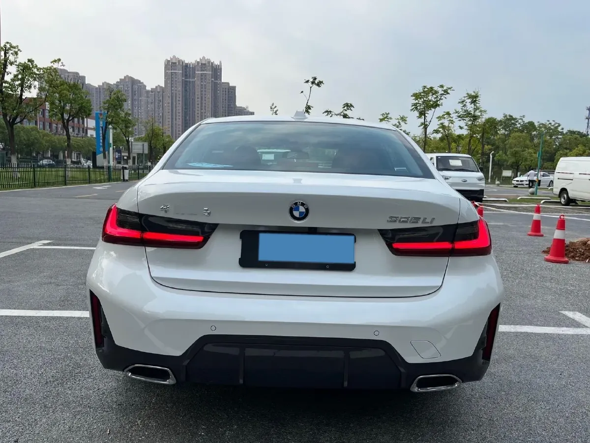2024 BMW 3 Series 2.0T 184HP L4 8AT,autocango,china used car exporter,china ev exporter,chinese used car exporter,chinese used ev exporter