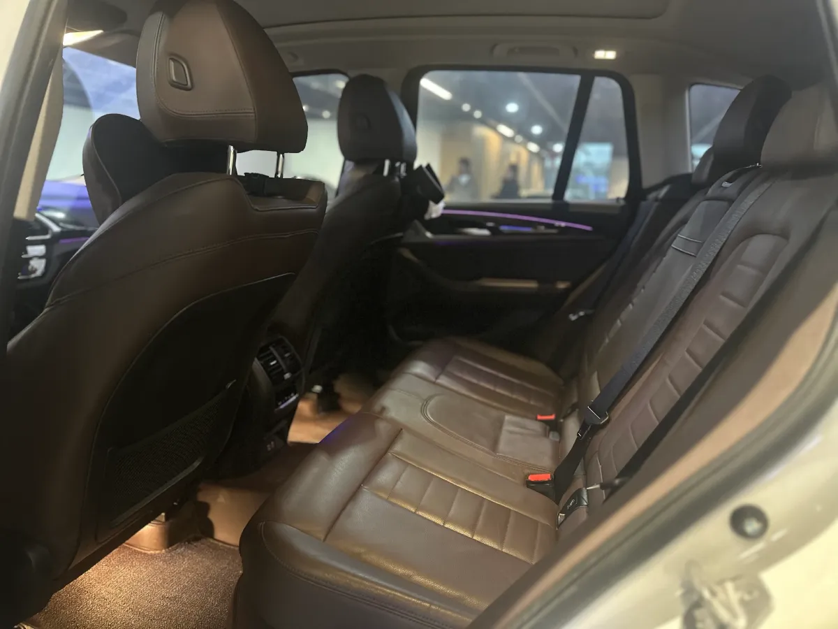 2020 BMW X3 2.0T 252HP L4 8AT,autocango,china used car exporter,china ev exporter,chinese used car exporter,chinese used ev exporter