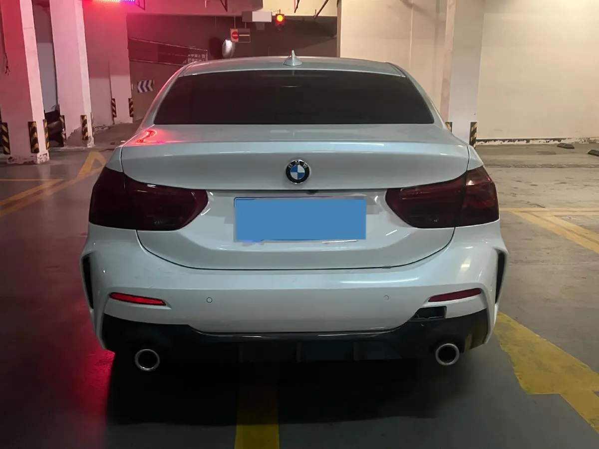 2020 BMW 1 Series 1.5T 140HP L3 7DCT,autocango,china used car exporter,china ev exporter,chinese used car exporter,chinese used ev exporter