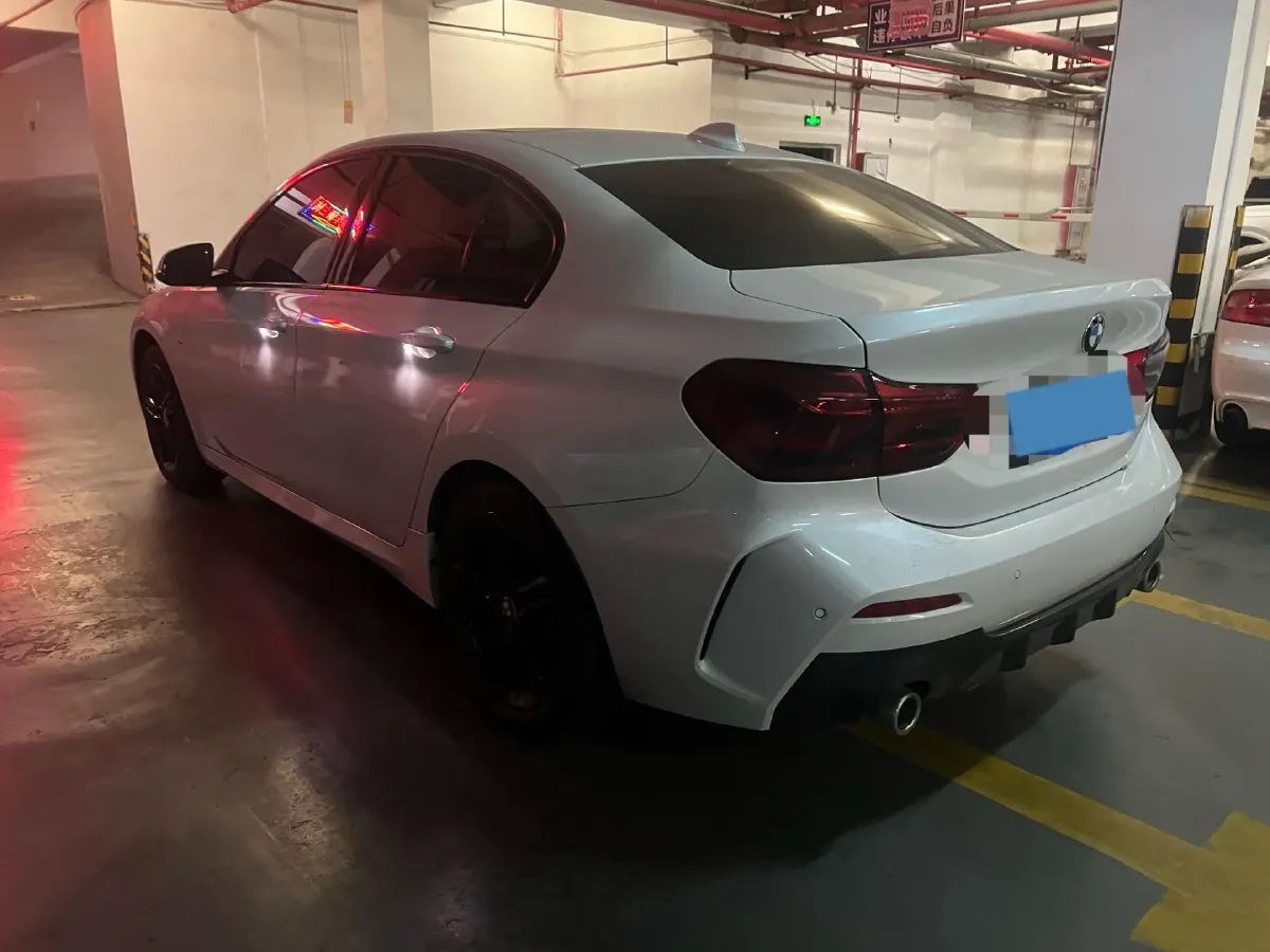 2020 BMW 1 Series 1.5T 140HP L3 7DCT,autocango,china used car exporter,china ev exporter,chinese used car exporter,chinese used ev exporter