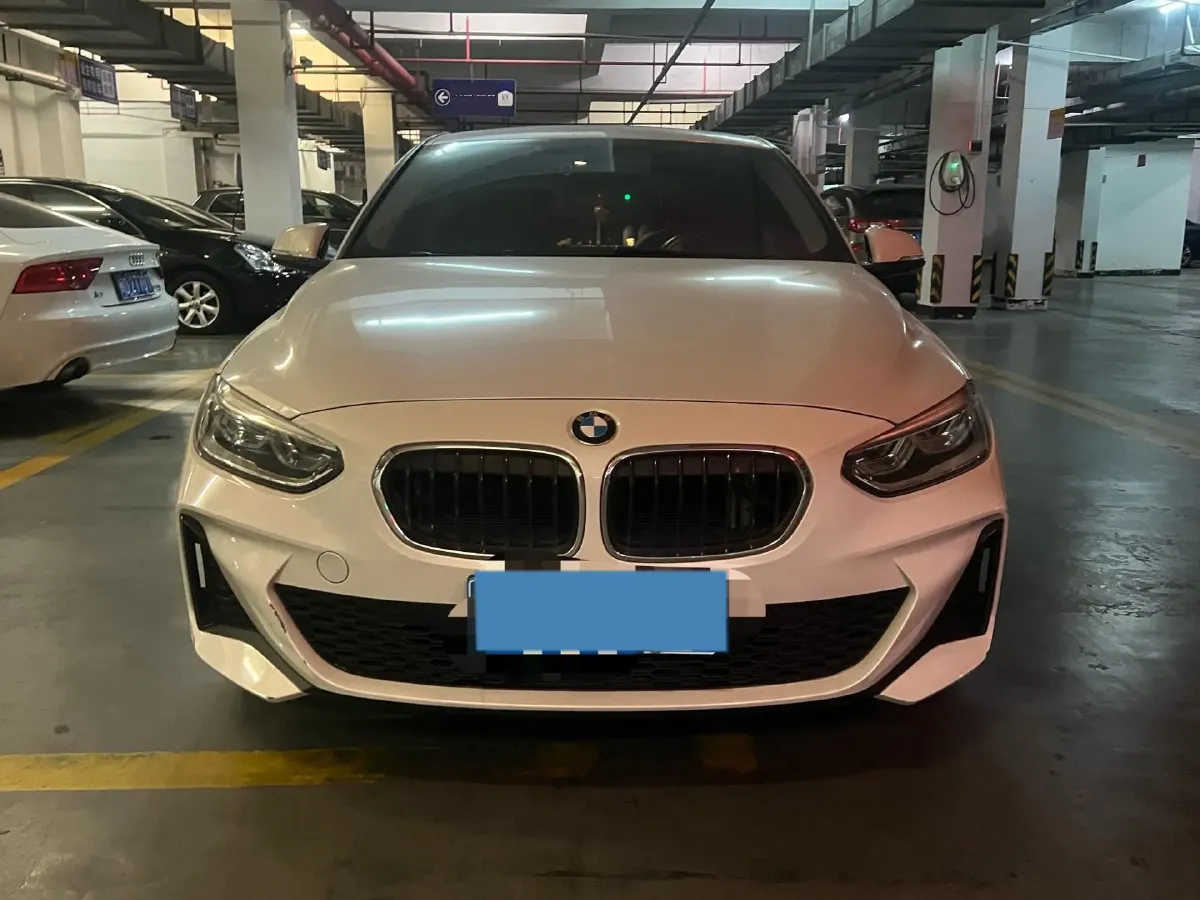 2020 BMW 1 Series 1.5T 140HP L3 7DCT,autocango,china used car exporter,china ev exporter,chinese used car exporter,chinese used ev exporter
