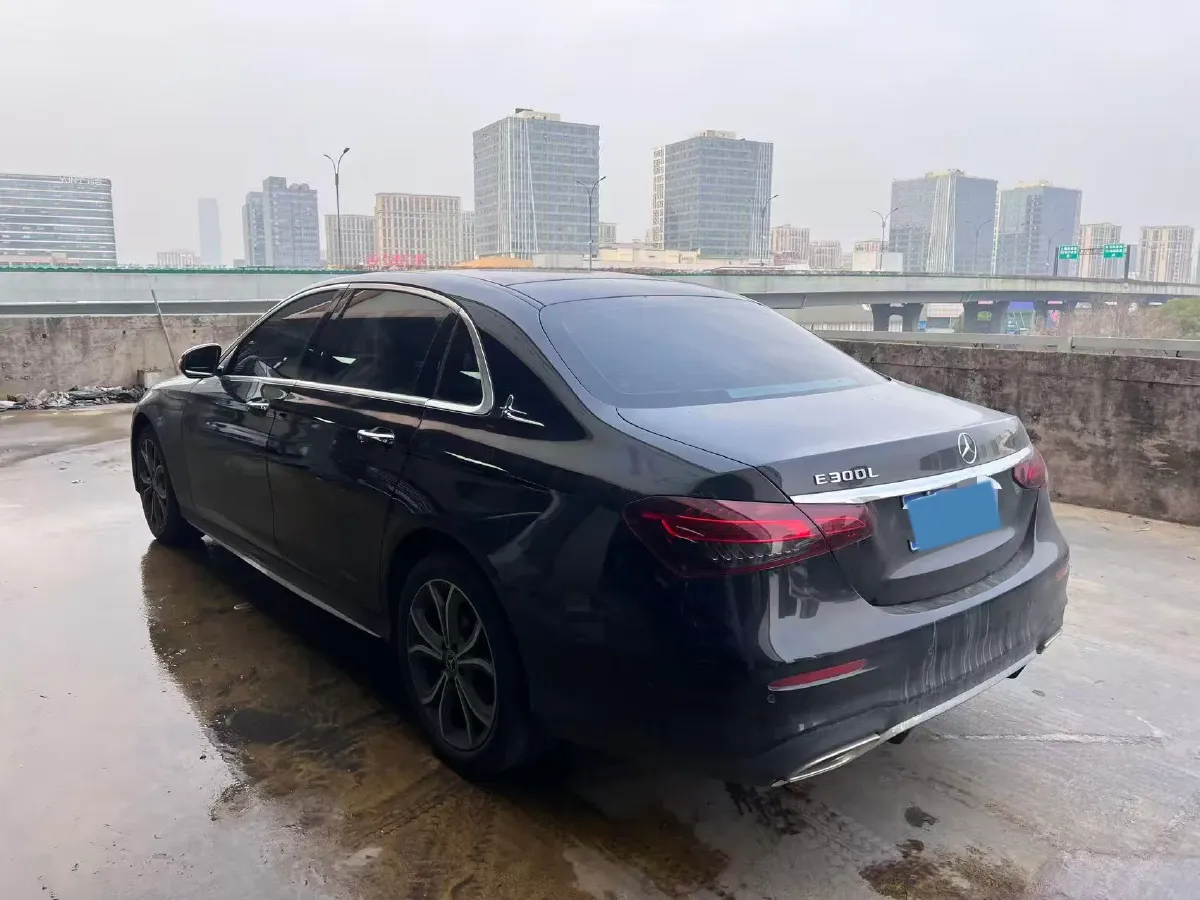 2023 Mercedes-Benz E Class 2.0T 258HP L4 9AT,autocango,china used car exporter,china ev exporter,chinese used car exporter,chinese used ev exporter