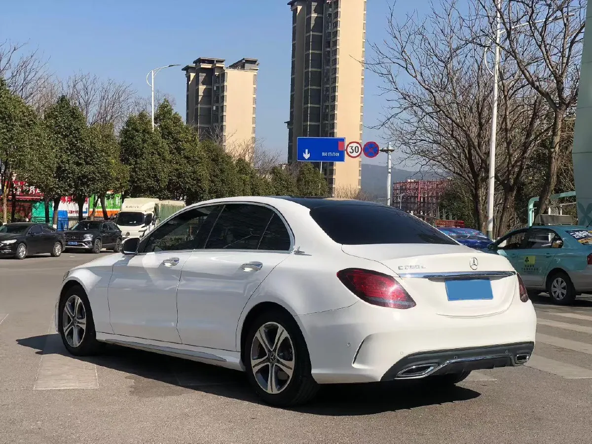 2021 Mercedes-Benz C Class 1.5T 184HP L4 9AT,autocango,china used car exporter,china ev exporter,chinese used car exporter,chinese used ev exporter