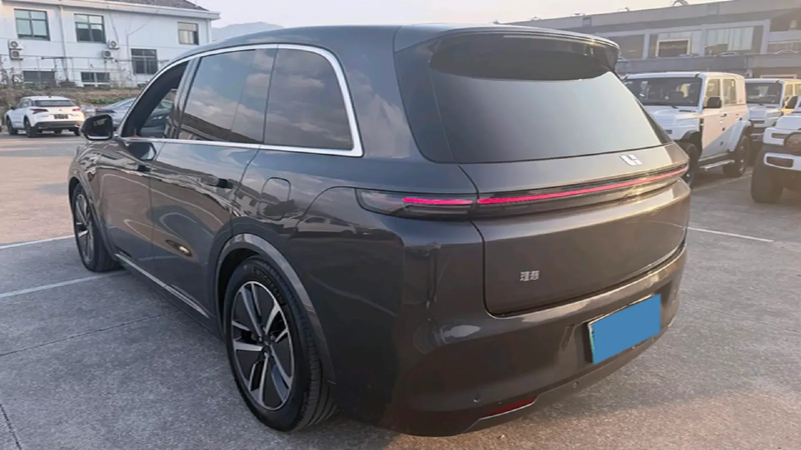 2024 Volvo S60 2.0T 197HP L4 7DCT,autocango,china used car exporter,china ev exporter,chinese used car exporter,chinese used ev exporter