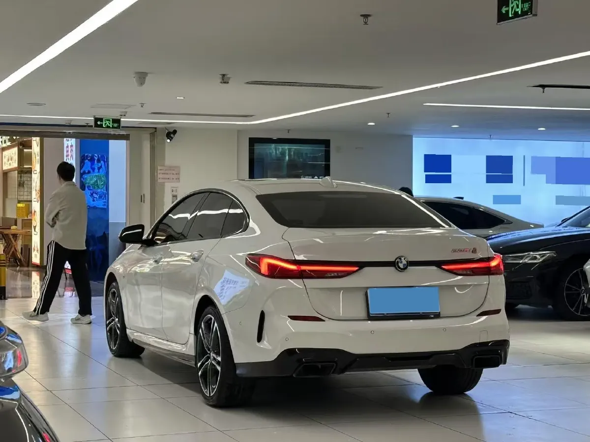 2021 BMW 2 Series 2.0T 192HP L4 7DCT,autocango,china used car exporter,china ev exporter,chinese used car exporter,chinese used ev exporter