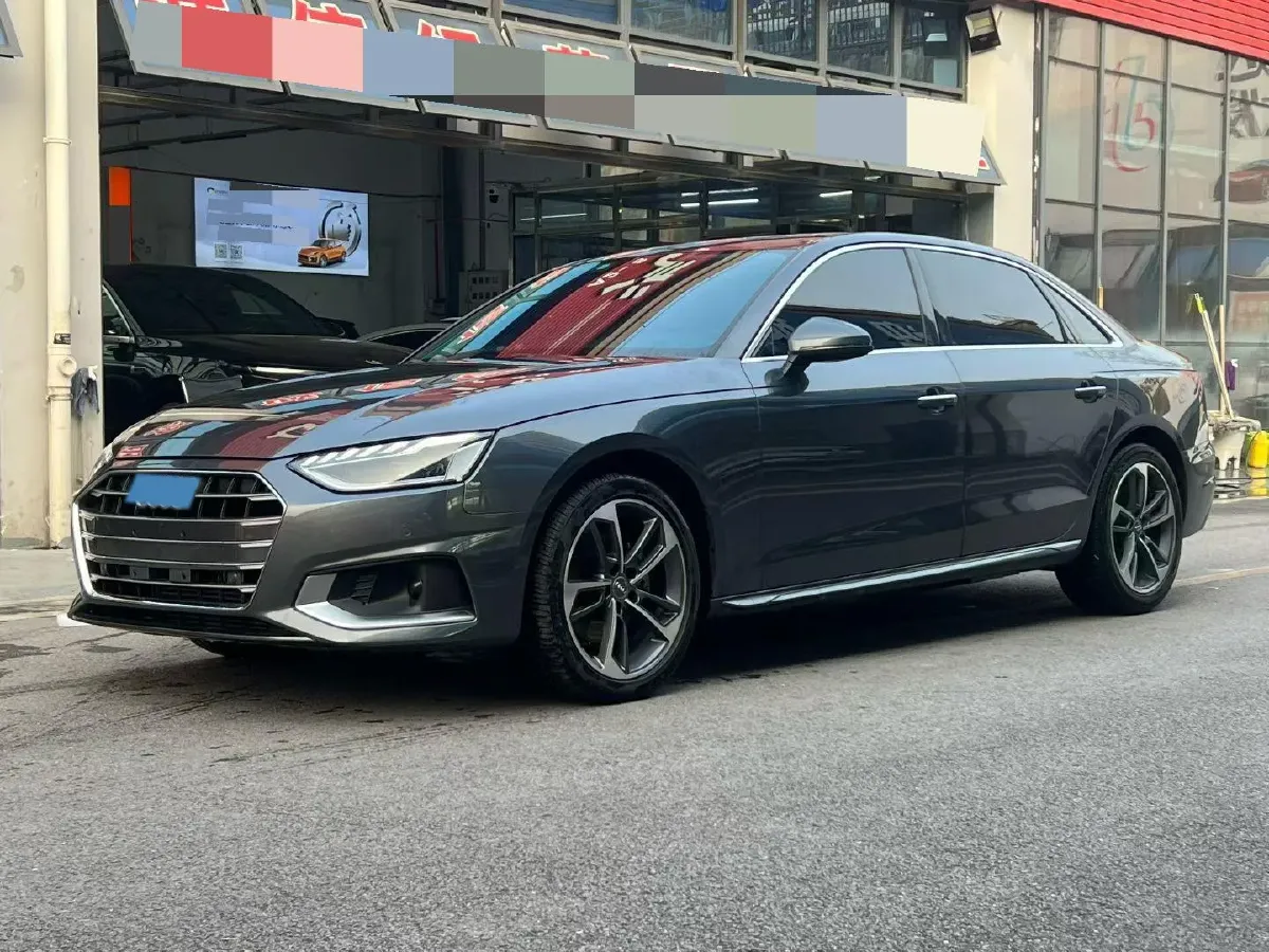 2020 Audi A4L 2.0T 190HP L4 7DCT,autocango,china used car exporter,china ev exporter,chinese used car exporter,chinese used ev exporter
