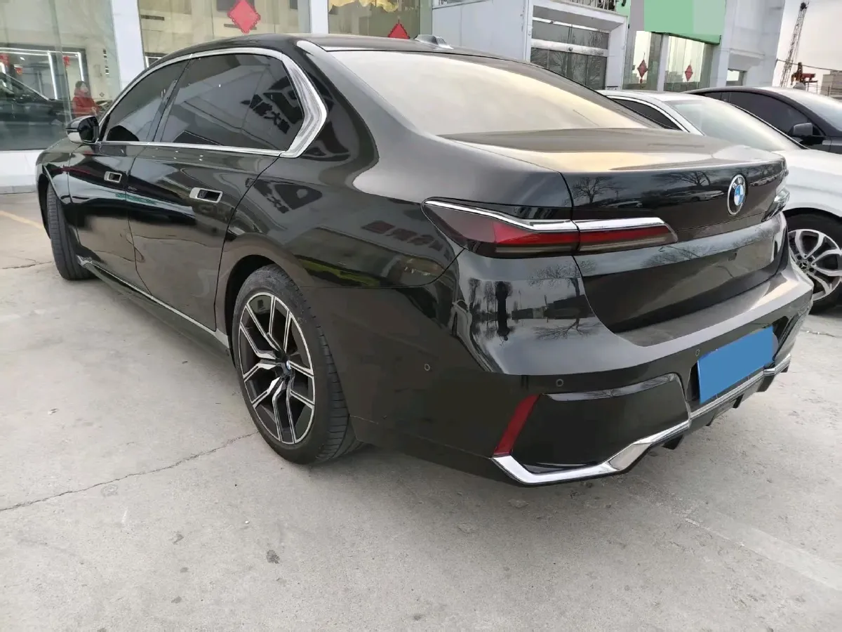 2023 BMW 7 Series 3.0T 272HP L6 8AT,autocango,china used car exporter,china ev exporter,chinese used car exporter,chinese used ev exporter