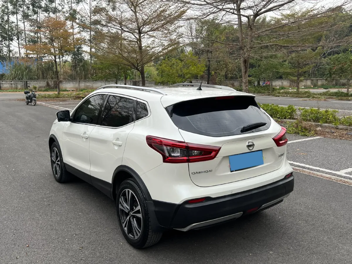 2021 Nissan Qashqai 2.0L 151HP L4 CVT,autocango,china used car exporter,china ev exporter,chinese used car exporter,chinese used ev exporter