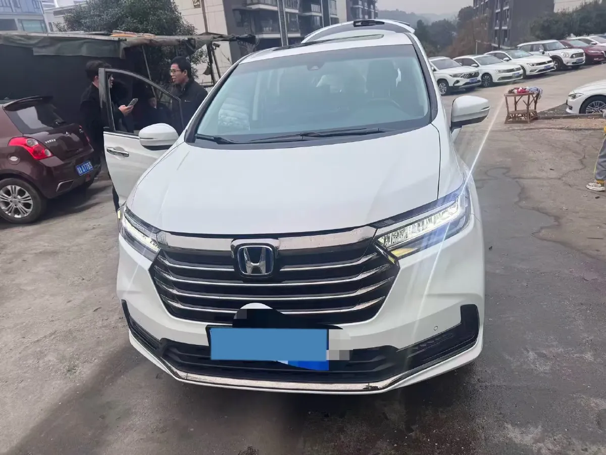 2022 Honda Odyssey 2.0L 146HP L4 E-CVT Hybrid,autocango,china used car exporter,china ev exporter,chinese used car exporter,chinese used ev exporter