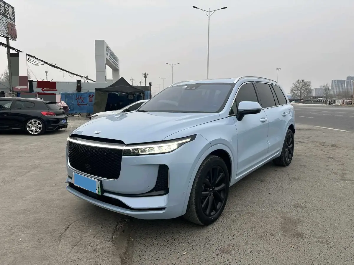 2020 Li ONE Range Extended 131HP REEV 40.5KWH