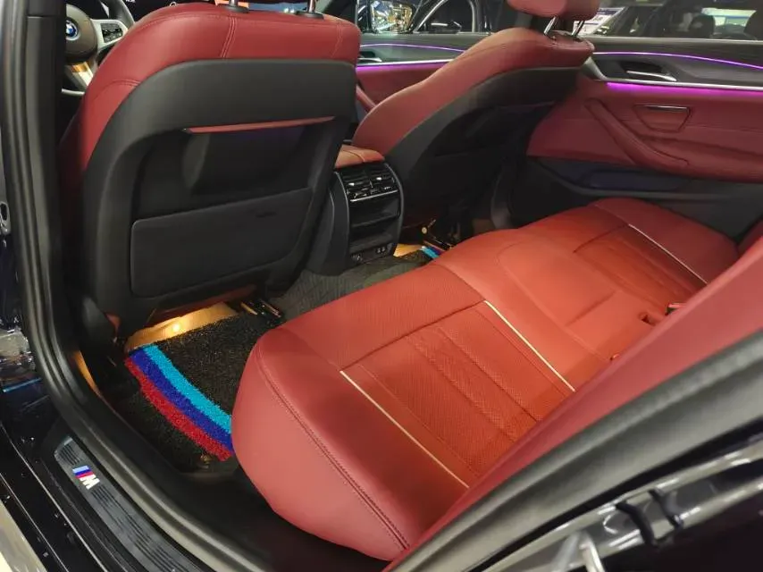 2022 BMW 5 Series 2.0T 184HP L4 8AT PHEV 17.7KWH,autocango,china used car exporter,china ev exporter,chinese used car exporter,chinese used ev exporter