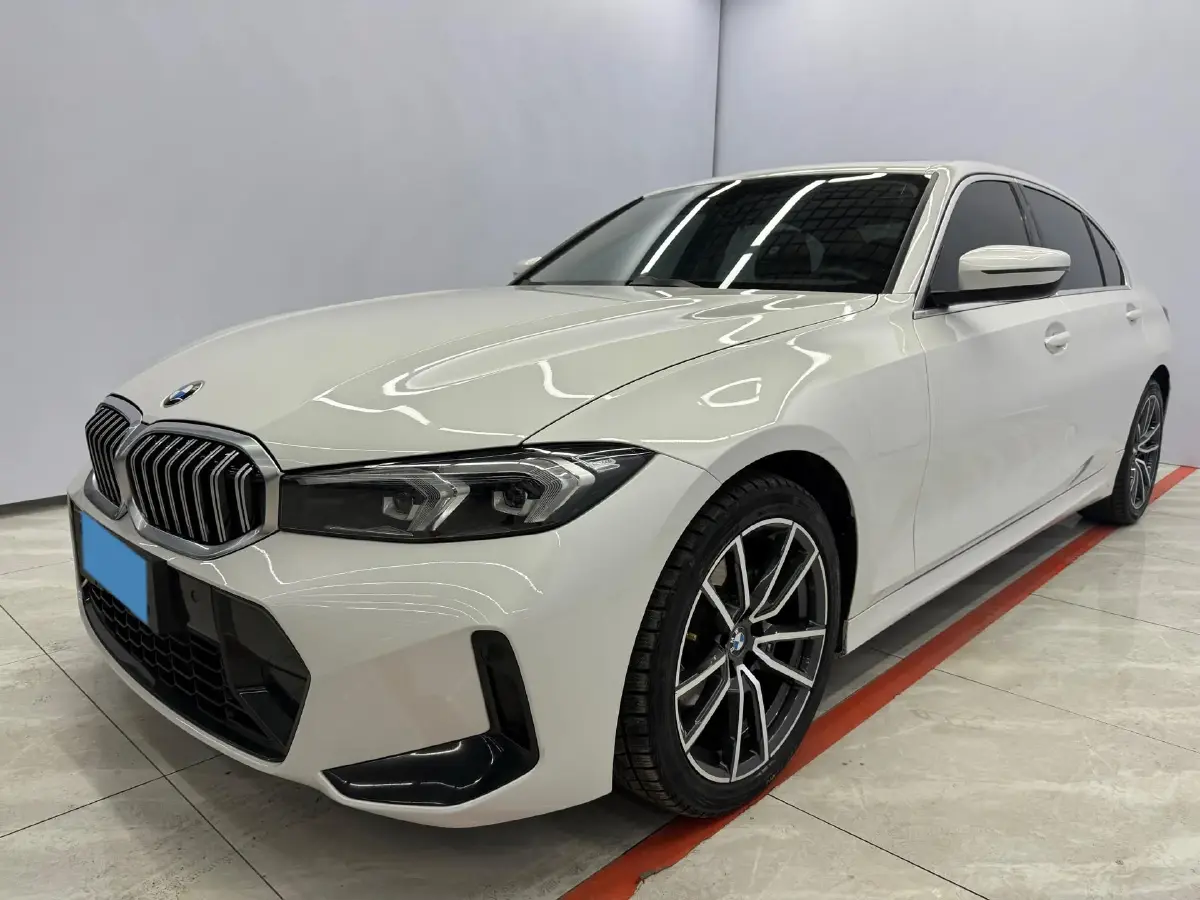 2023 BMW 3 Series 2.0T 156HP L4 8AT