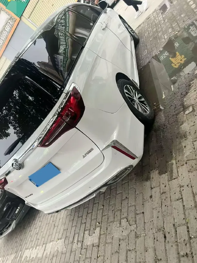 2021 Buick GL8 2.0T 237HP L4 9AT,autocango,china used car exporter,china ev exporter,chinese used car exporter,chinese used ev exporter