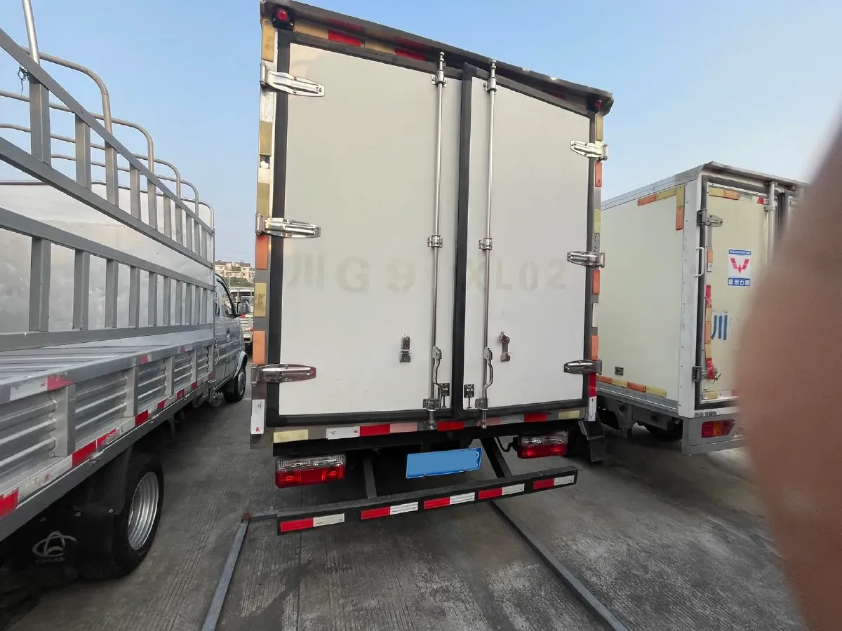 2012 DongFeng Aeolus A60 1.6L 117HP L4 5MT,autocango,china used car exporter,china ev exporter,chinese used car exporter,chinese used ev exporter