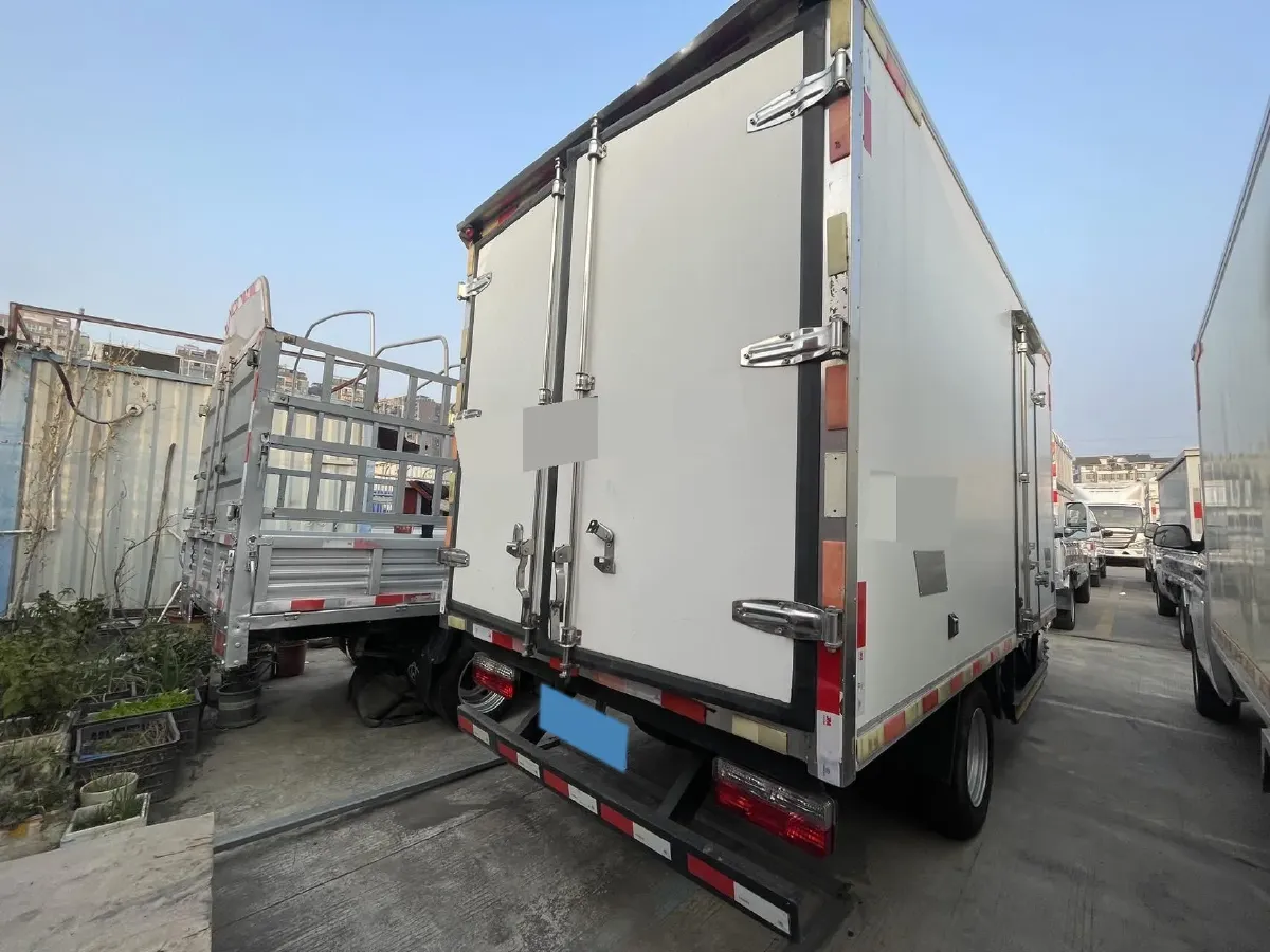 2012 DongFeng Aeolus A60 1.6L 117HP L4 5MT,autocango,china used car exporter,china ev exporter,chinese used car exporter,chinese used ev exporter