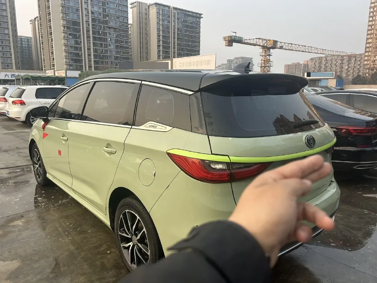 2017 BYD Song MAX 1.5T 154HP L4 6MT,autocango,china used car exporter,china ev exporter,chinese used car exporter,chinese used ev exporter