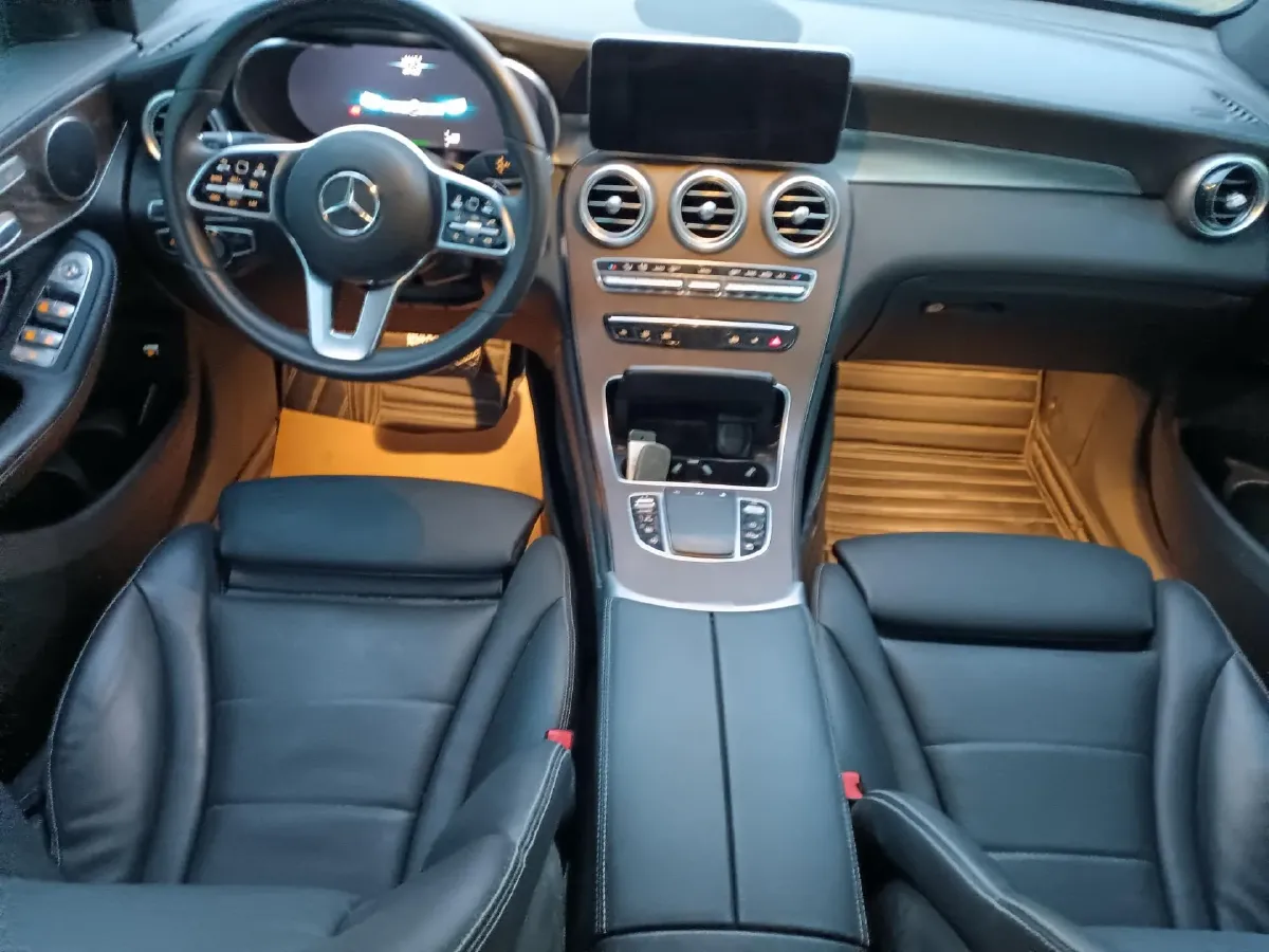 2020 Mercedes-Benz GLC Class 2.0T 197HP L4 9AT,autocango,china used car exporter,china ev exporter,chinese used car exporter,chinese used ev exporter