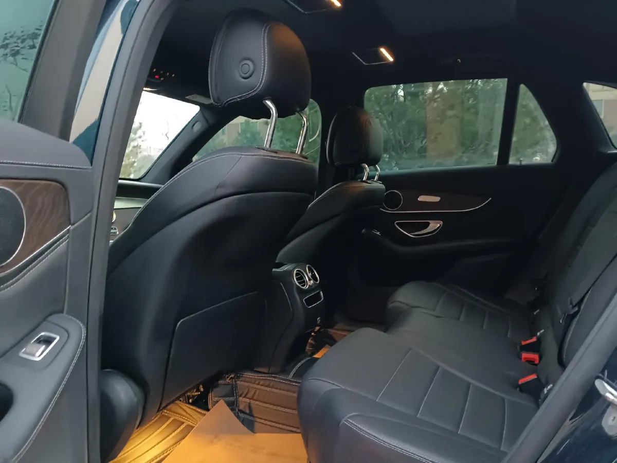 2020 Mercedes-Benz GLC Class 2.0T 197HP L4 9AT,autocango,china used car exporter,china ev exporter,chinese used car exporter,chinese used ev exporter