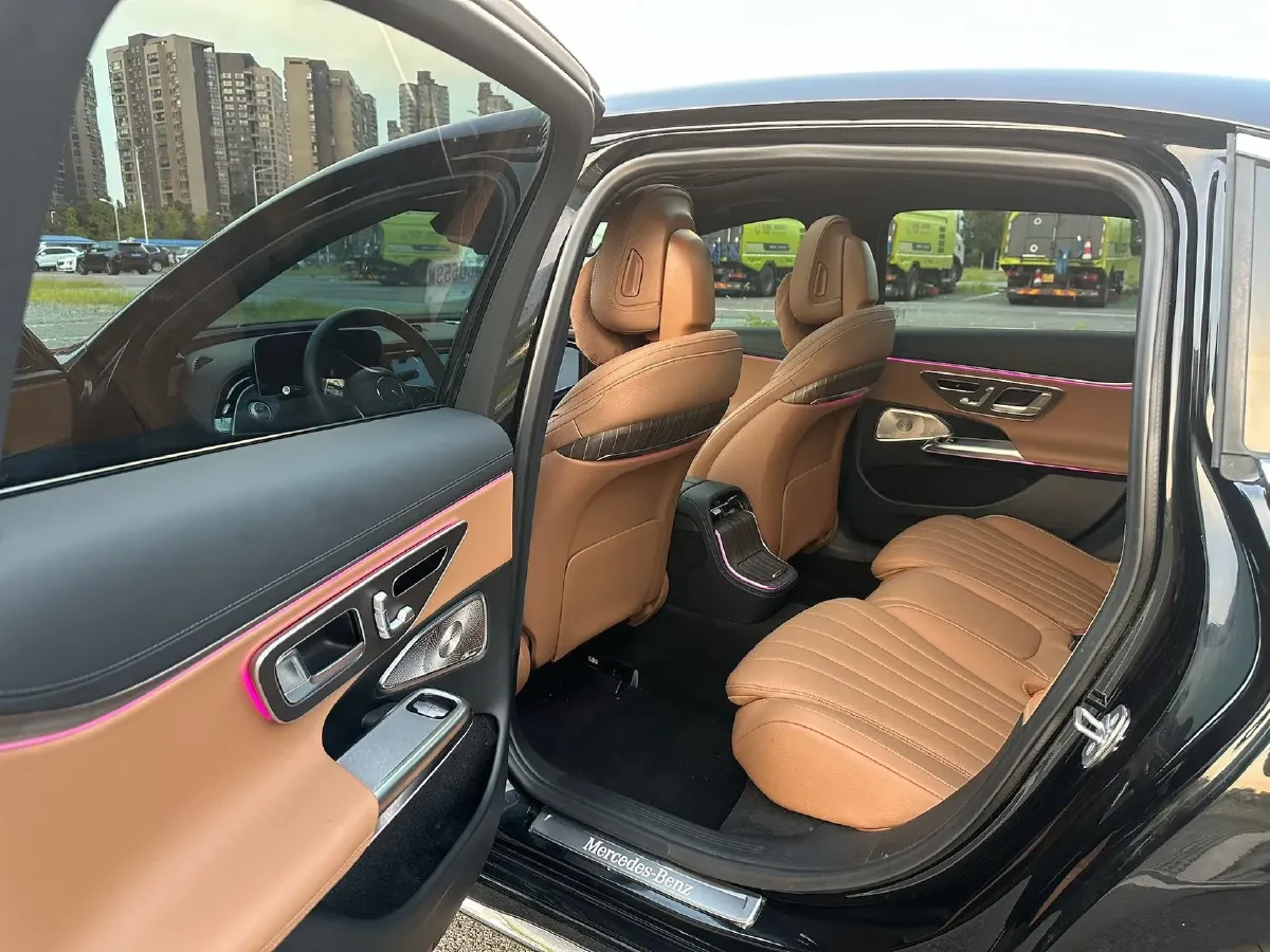 2025 Mercedes-Benz E Class 2.0T 258HP L4 9AT,autocango,china used car exporter,china ev exporter,chinese used car exporter,chinese used ev exporter