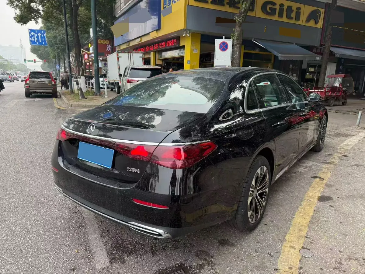 2025 Mercedes-Benz E Class 2.0T 258HP L4 9AT,autocango,china used car exporter,china ev exporter,chinese used car exporter,chinese used ev exporter