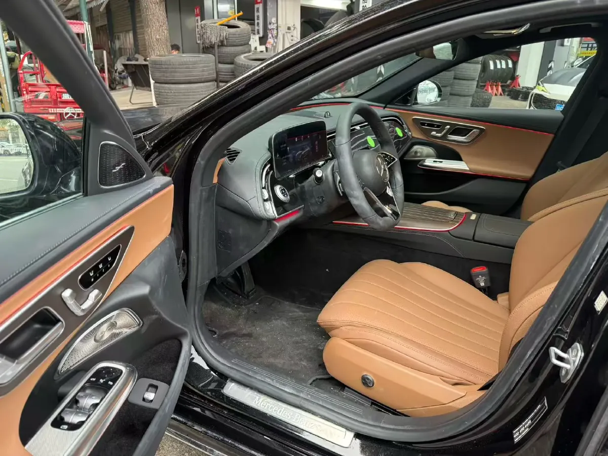 2025 Mercedes-Benz E Class 2.0T 258HP L4 9AT,autocango,china used car exporter,china ev exporter,chinese used car exporter,chinese used ev exporter