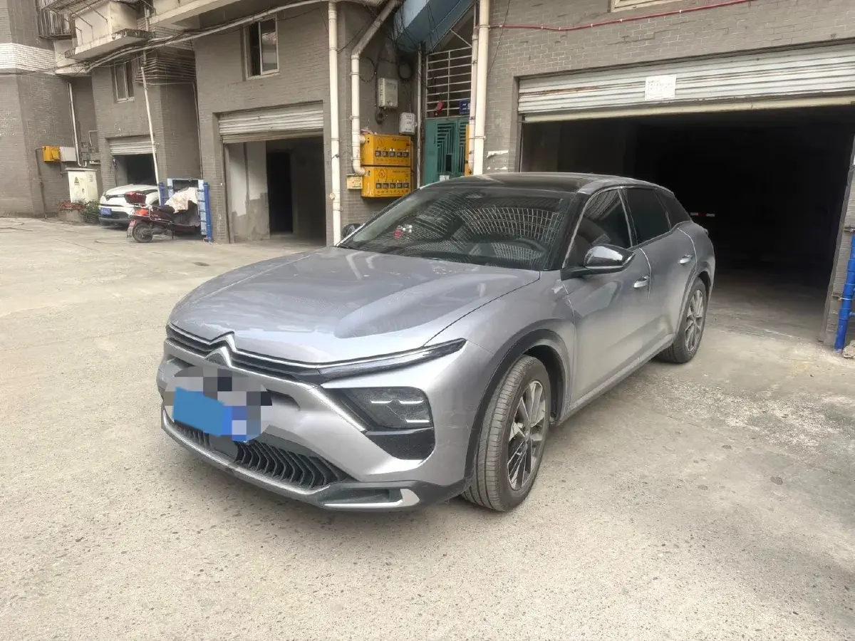 2024 Citroen C5 X 1.6T 175HP L4 8AT