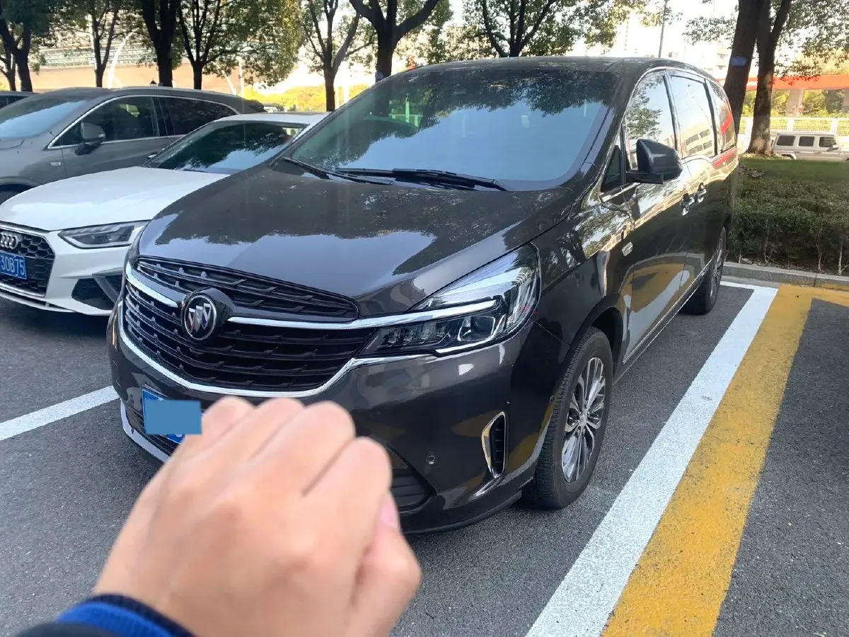 2021 Buick GL8 2.0T 237HP L4 9AT