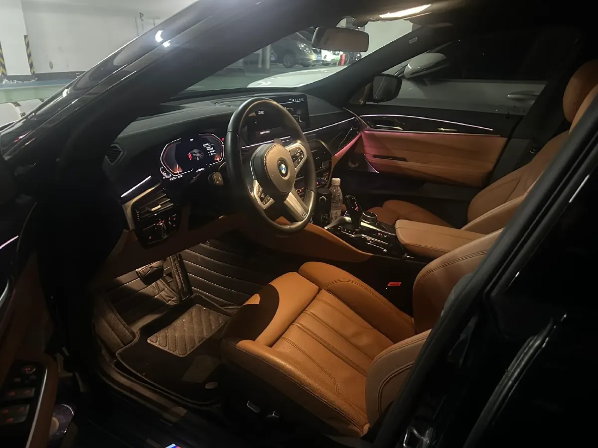 2024 BMW 6 Series GT 2.0T 245HP L4 8AT,autocango,china used car exporter,china ev exporter,chinese used car exporter,chinese used ev exporter