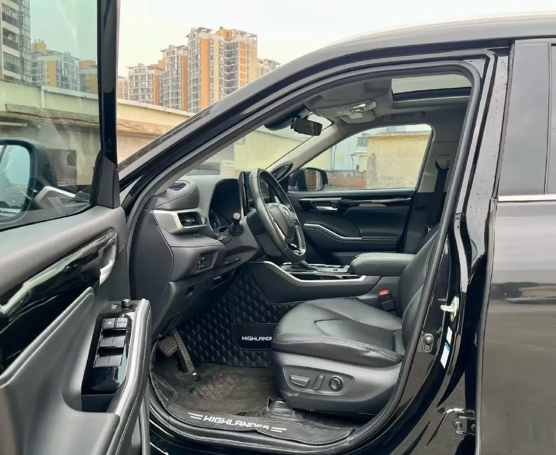 2022 Toyota Highlander 2.5L 192HP L4 E-CVT Hybrid,autocango,china used car exporter,china ev exporter,chinese used car exporter,chinese used ev exporter