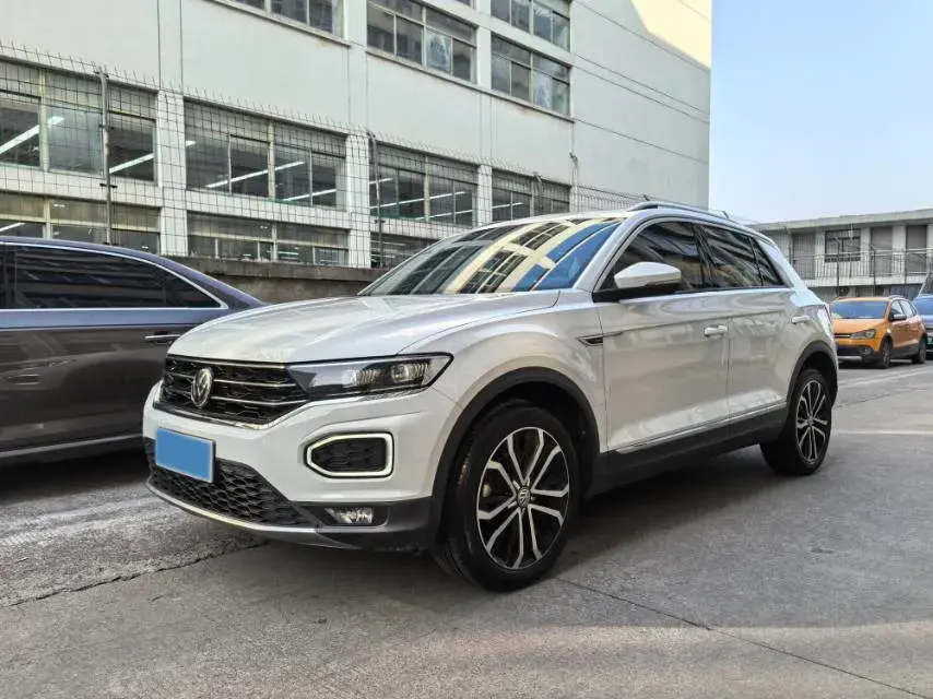 2020 Volkswagen T-Roc 1.4T 150HP L4 7DCT