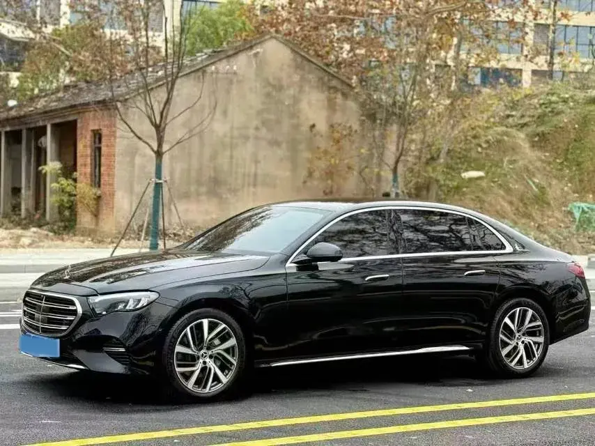 2025 Mercedes-Benz E Class 2.0T 258HP L4 9AT