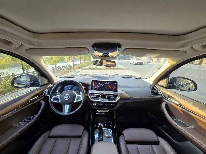 2022 BMW X3 2.0T 252HP L4 8AT,autocango,china used car exporter,china ev exporter,chinese used car exporter,chinese used ev exporter