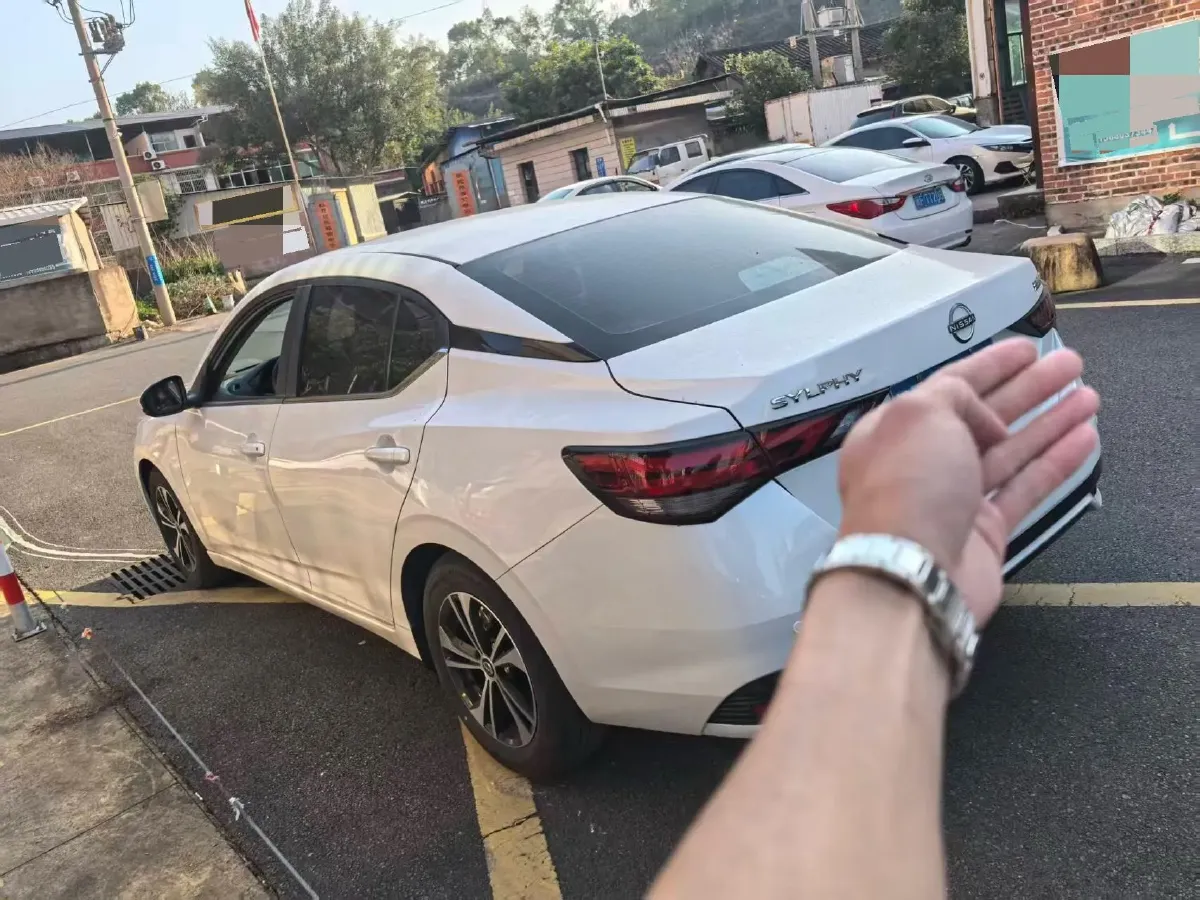 2023 Nissan Sylphy 1.6L 135HP L4 CVT,autocango,china used car exporter,china ev exporter,chinese used car exporter,chinese used ev exporter