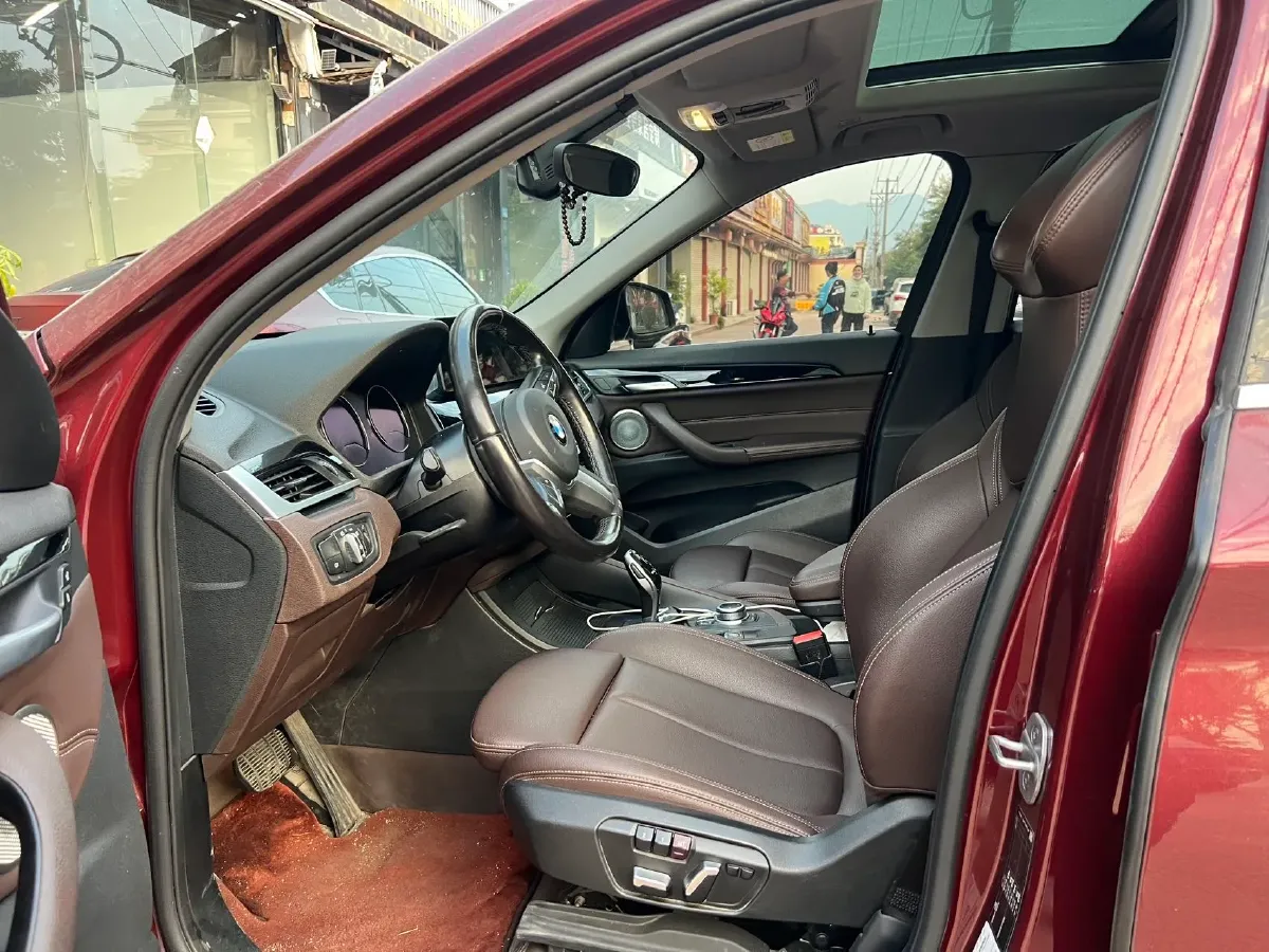 2021 BMW X1 2.0T 192HP L4 7DCT,autocango,china used car exporter,china ev exporter,chinese used car exporter,chinese used ev exporter