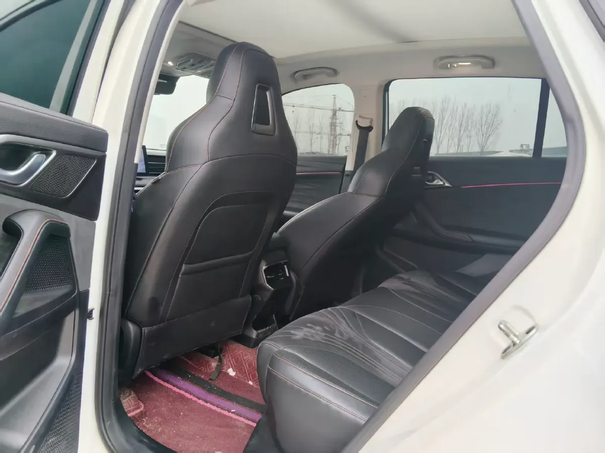 2024 Roewe D5X DMH 1.5T 150HP L4 2DHT PHEV 21.4KWH,autocango,china used car exporter,china ev exporter,chinese used car exporter,chinese used ev exporter