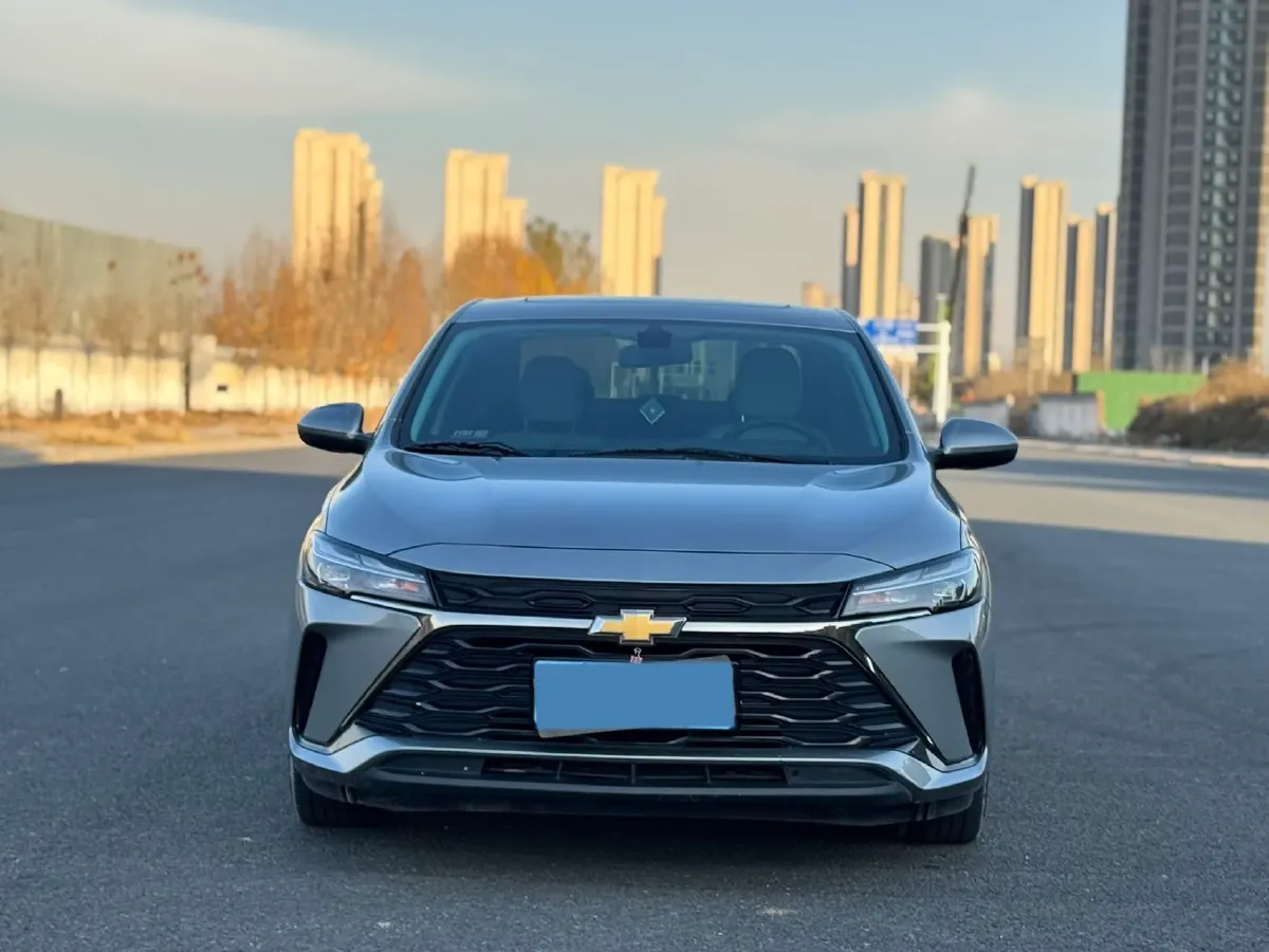 2024 Chevrolet Monza 1.5L 113HP L4 6DCT,autocango,china used car exporter,china ev exporter,chinese used car exporter,chinese used ev exporter