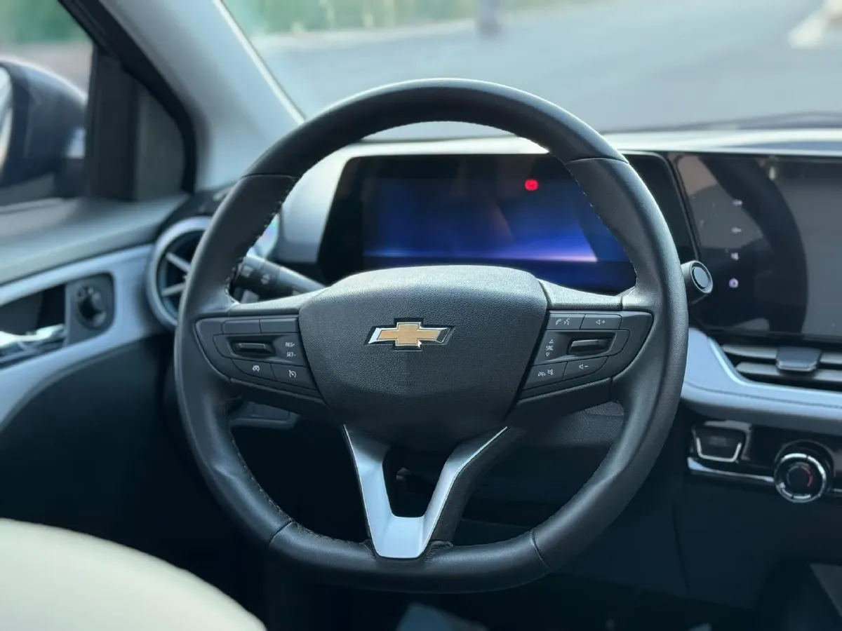 2024 Chevrolet Monza 1.5L 113HP L4 6DCT,autocango,china used car exporter,china ev exporter,chinese used car exporter,chinese used ev exporter