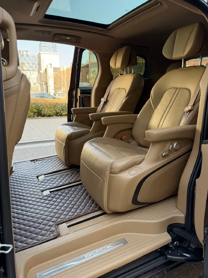 2020 Buick GL8 2.0T 237HP L4 9AT,autocango,china used car exporter,china ev exporter,chinese used car exporter,chinese used ev exporter