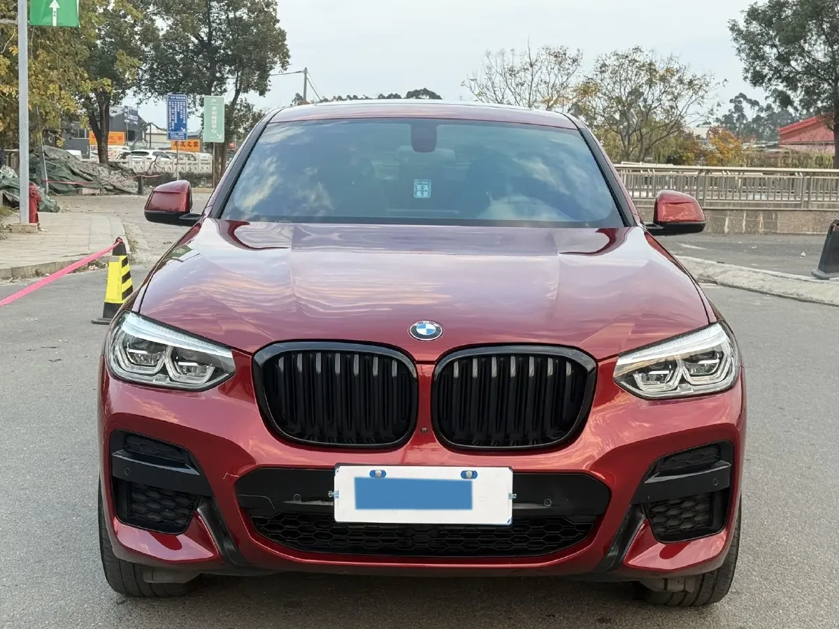 2021 BMW X4 2.0T 184HP L4 8AT,autocango,china used car exporter,china ev exporter,chinese used car exporter,chinese used ev exporter